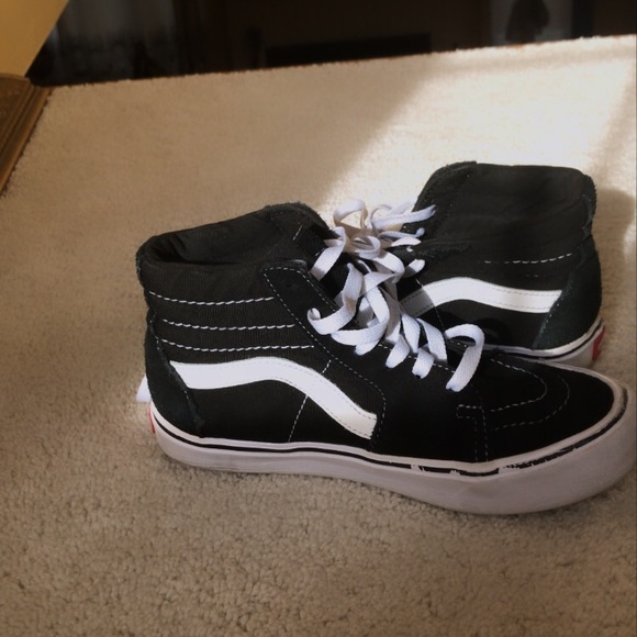 Vans Sk8 Hi Skate Shoe - Picture 3 of 3